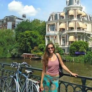 Meet your Posher, Brianna